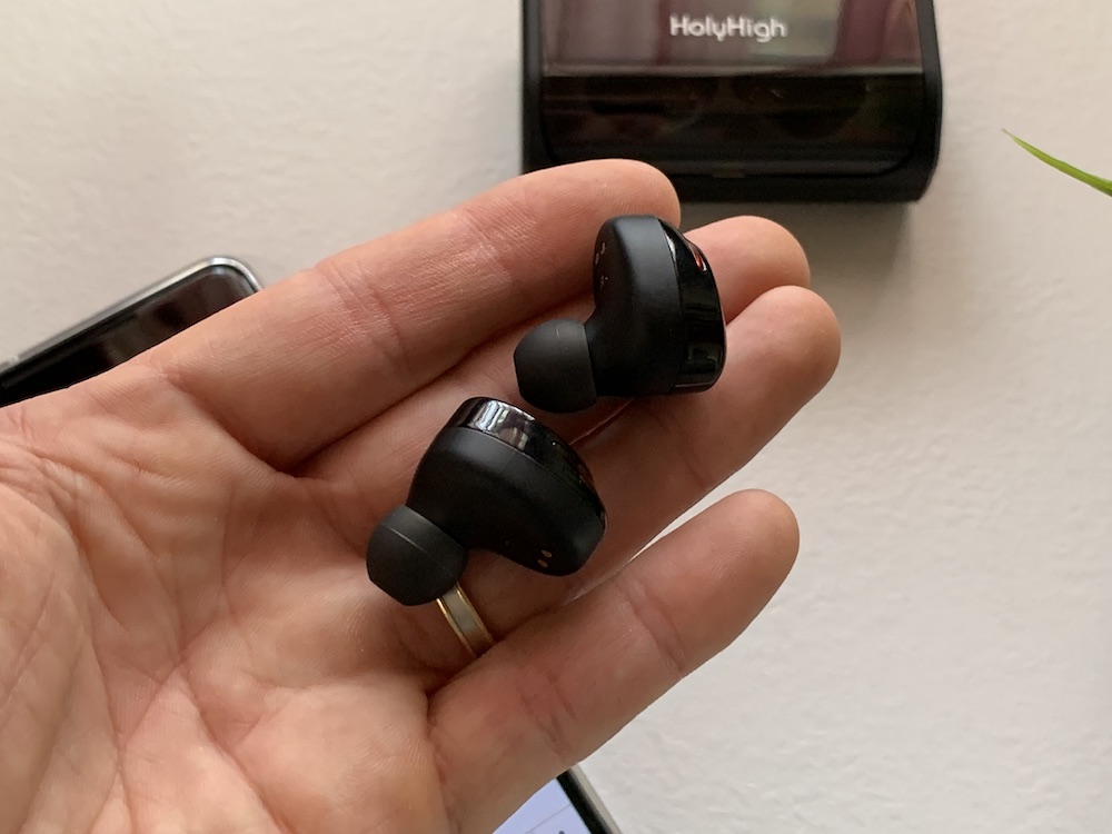 Recensione auricolari wireless HolyHigh con BT 5.0 e controllo del volume!  (20% sconto) | Tecnophone.it