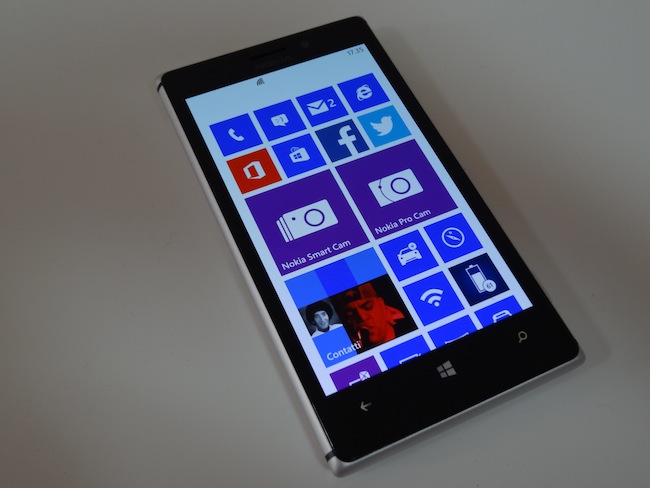 Sfondi Natalizi Lumia.Nokia Lumia 925 Video Recensione E Conclusioni Finali Tecnophone It