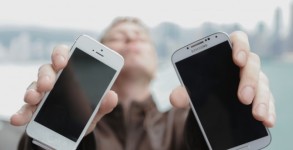 iphone-5-vs-S4-drop-test