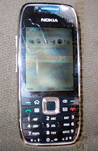 Nokia E75 (2)