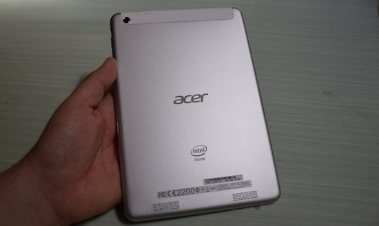 unboxing.acer.a1830.2