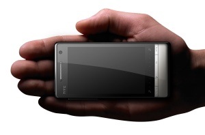 htc-touch-diamond2_hand