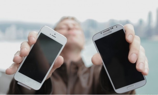 iphone-5-vs-S4-drop-test